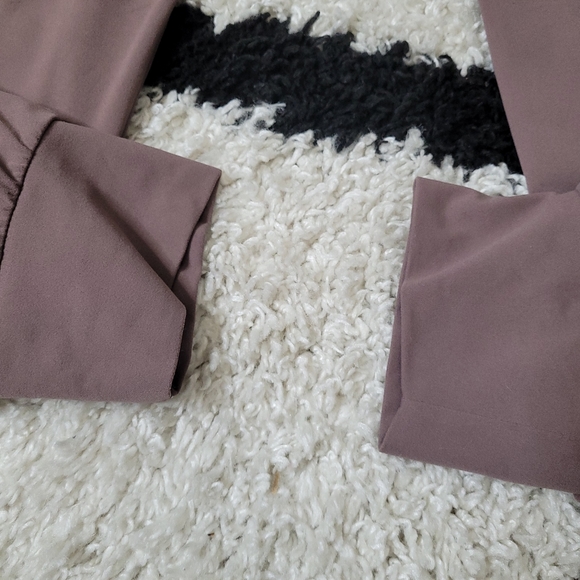 Athleta Salutation Hearth Rose jogger size large athleisure - Picture 9 of 9